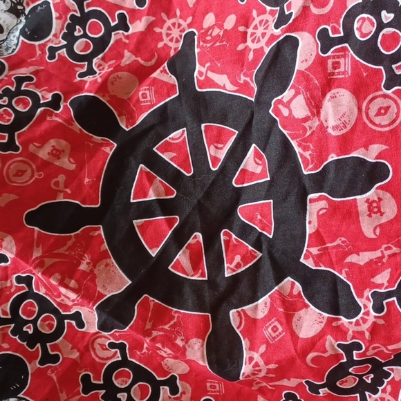Disney Mickey & Minnie Mouse Pirate Bandana - Picture 4 of 4